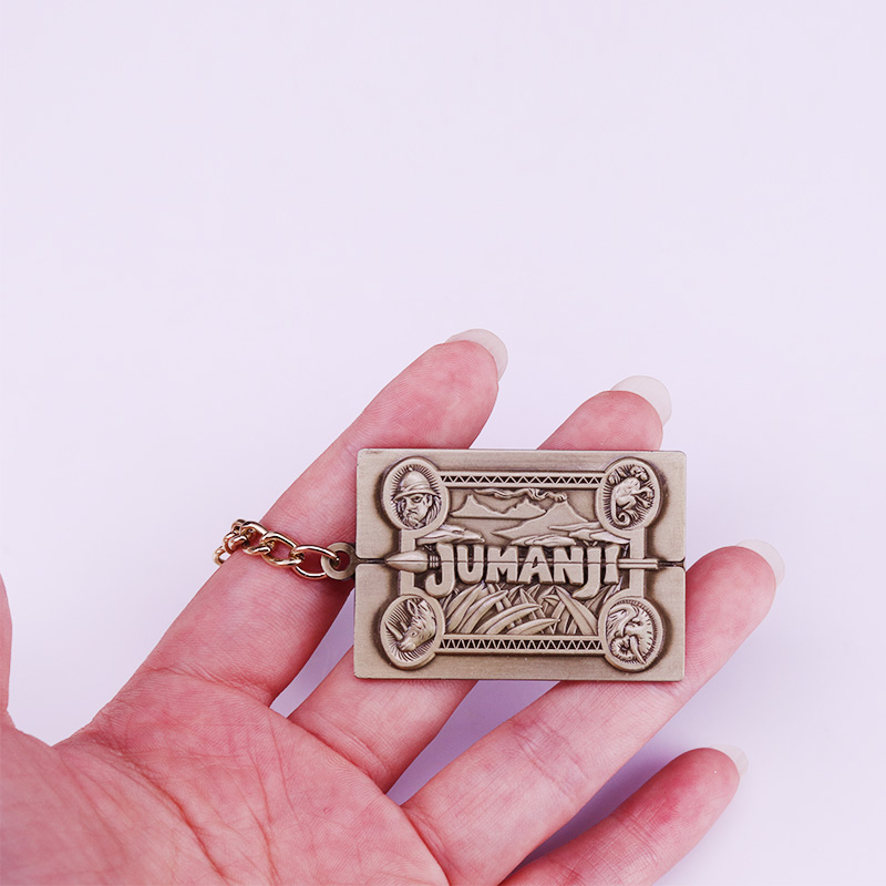 Jumanji enamel pin Mysterious  - مراجعة Board Game Jumanji وسعره