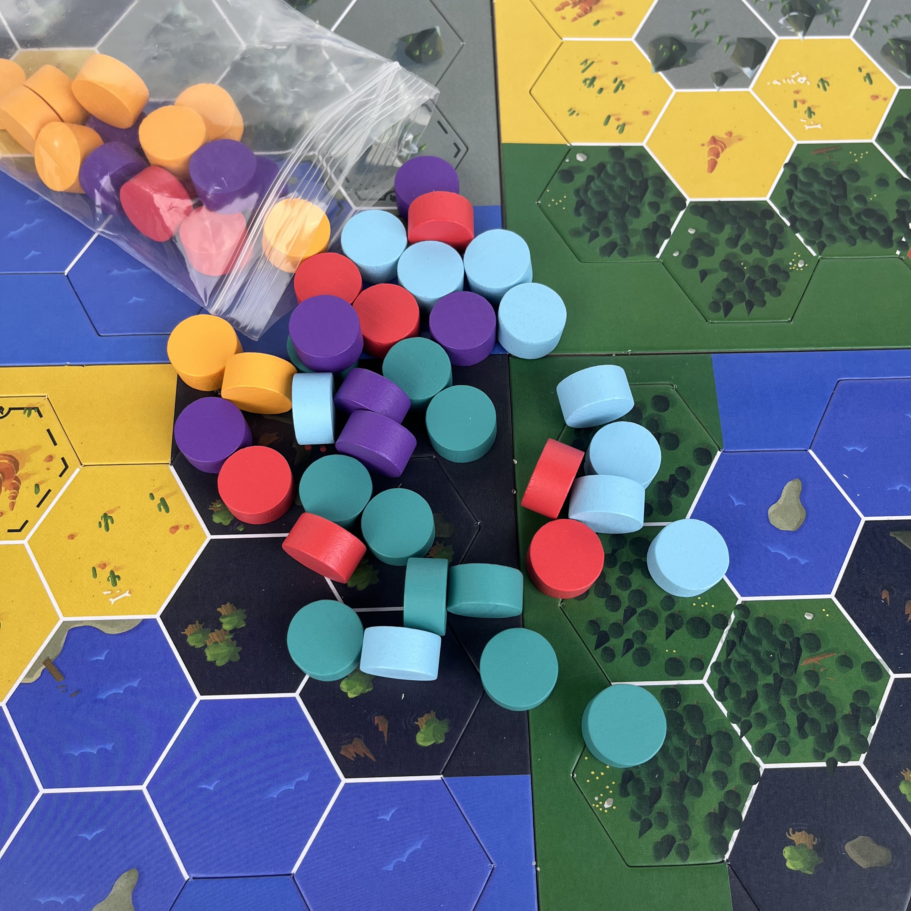 Cryptid Big Box Deluxe Edition - مراجعة Board Game Harmonies وسعره