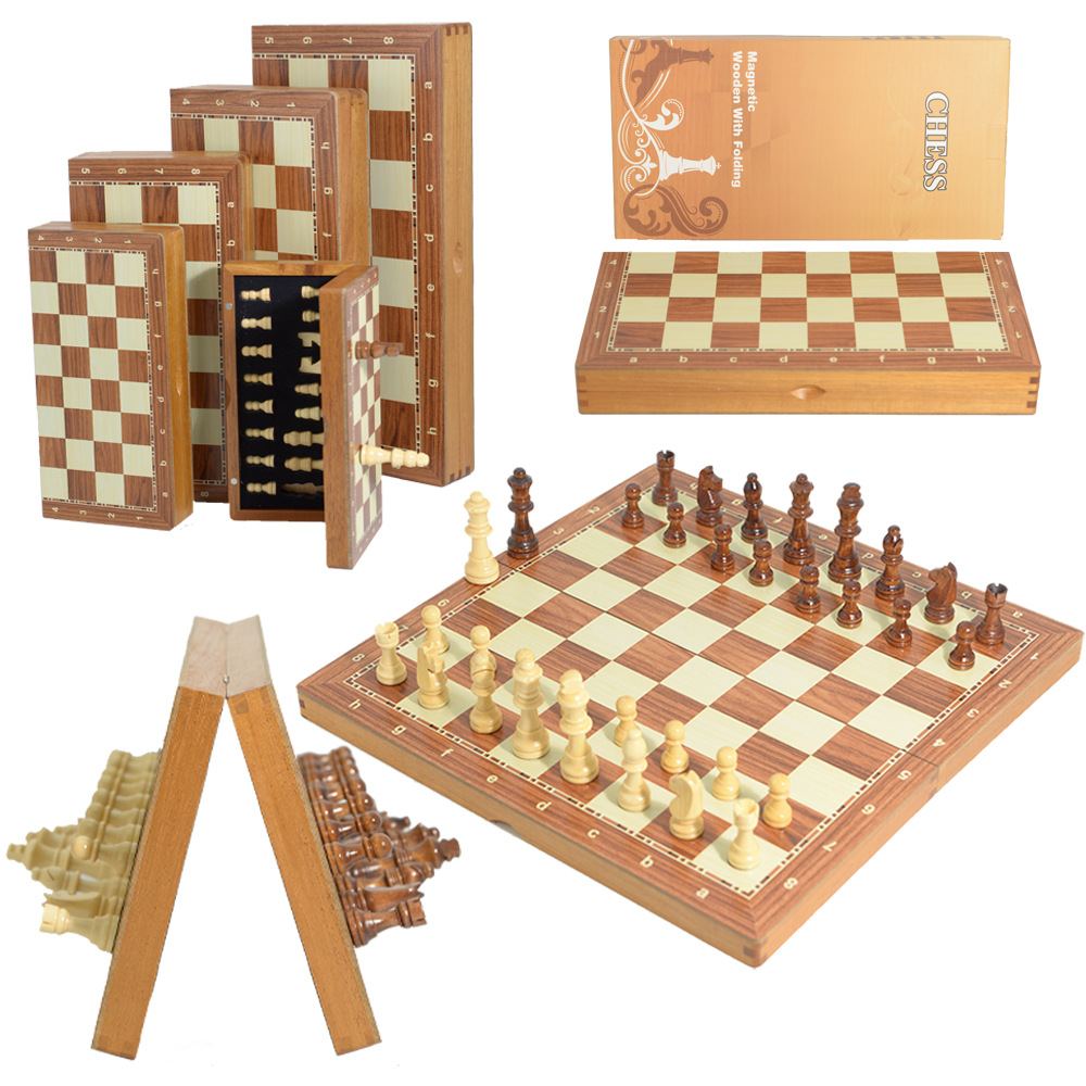 Magnetic Wooden Folding Chess  - مراجعة Board Game Yearbook وسعره
