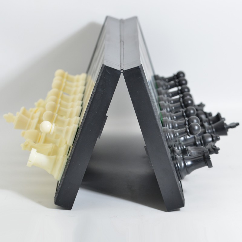 Folding Magnetic Chess Portabl - مراجعة Board Game Yearbook وسعره