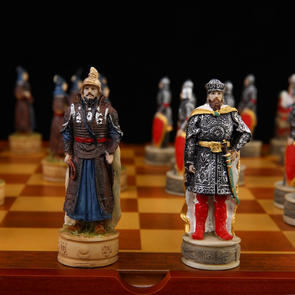 Entertainment Puzzle Chess Set - مراجعة Board Game Yearbook وسعره