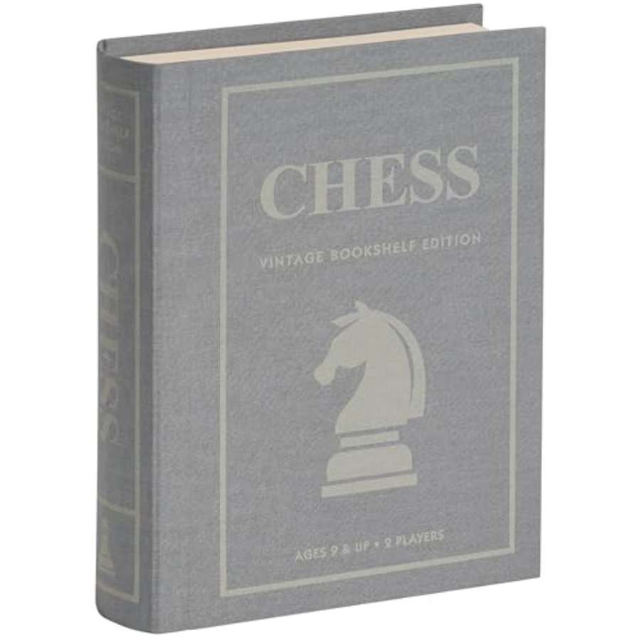 Chess Vintage Bookshelf Editio - مراجعة Board Game Yearbook وسعره