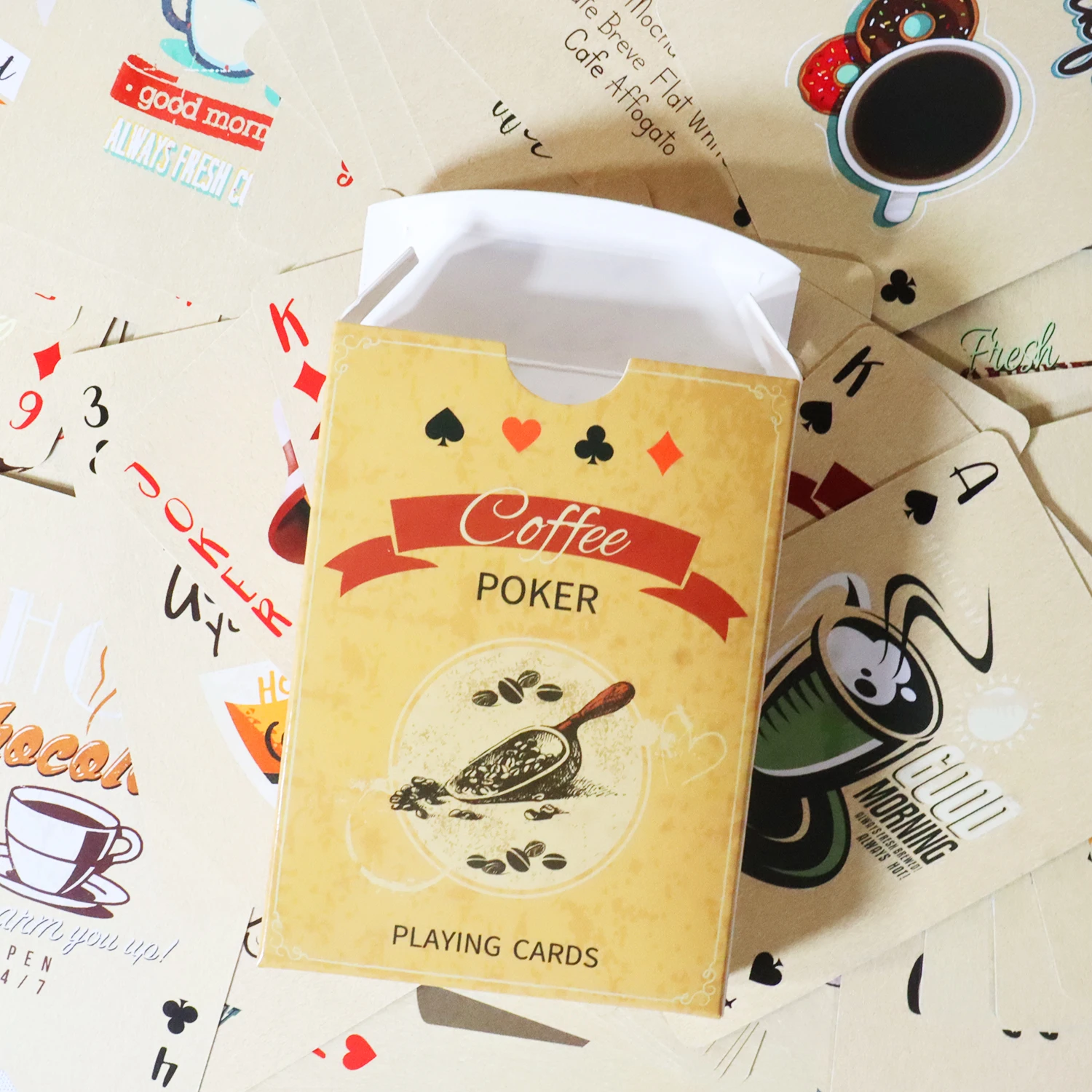 Coffee Paper Playing Cards Vin - مراجعة Board Game Yearbook وسعره