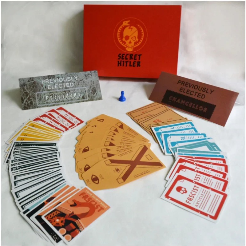 Secret Hitler Board games - مراجعة Board Game Hitler وسعره
