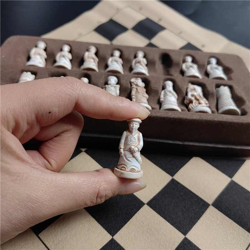 Retro ancient chess trumpet re - مراجعة Board Game Ww2 وسعره